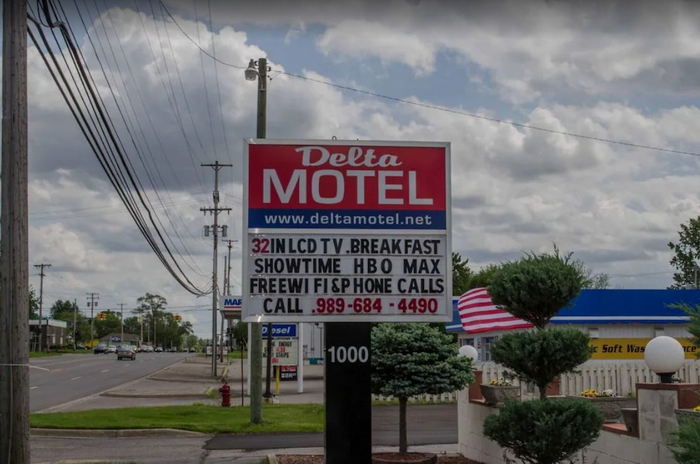 Delta Motel (Careys Motel) - Web Listing (newer photo)